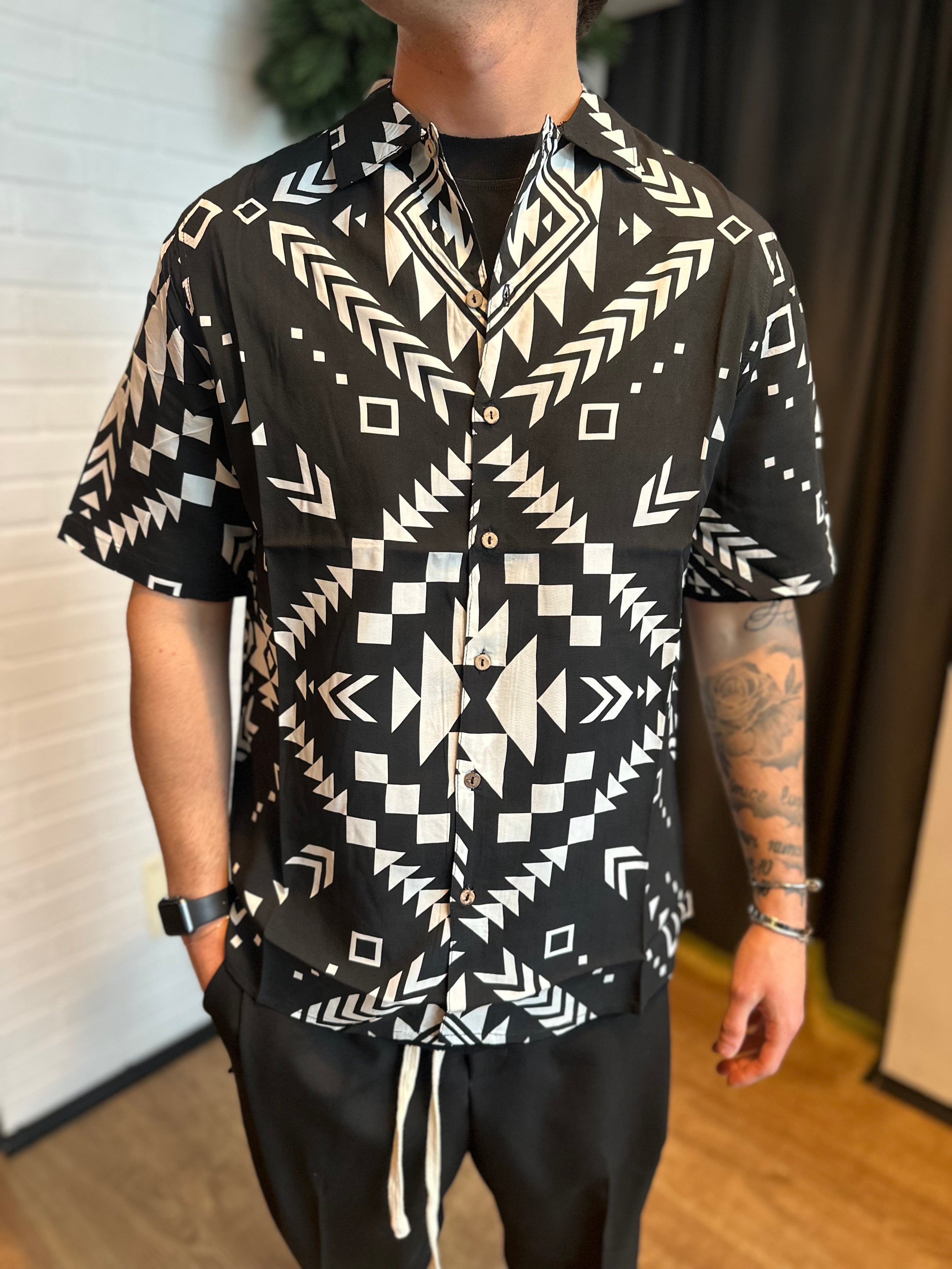 CAMICIA A MEZZE MANICHE "OHANA" TOOCO