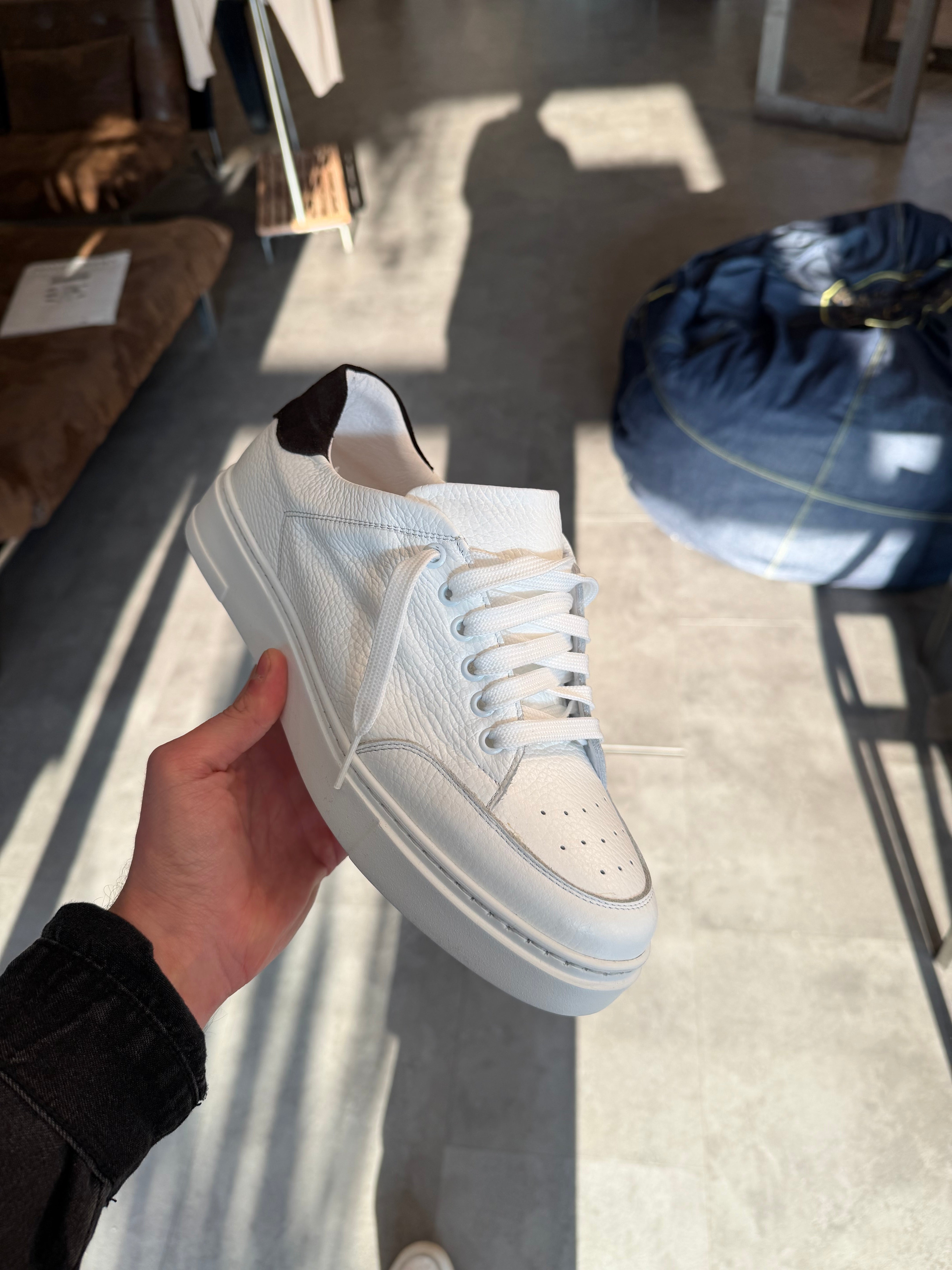 Sneaker bianca  Limited