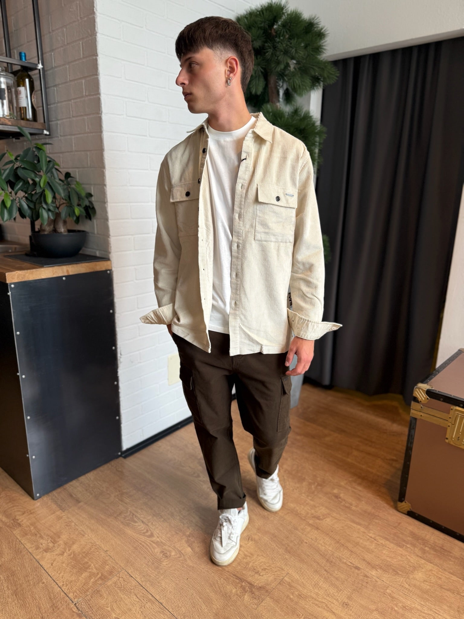 OVERSHIRT IN VELLUTO CREMA GIANNI LUPO