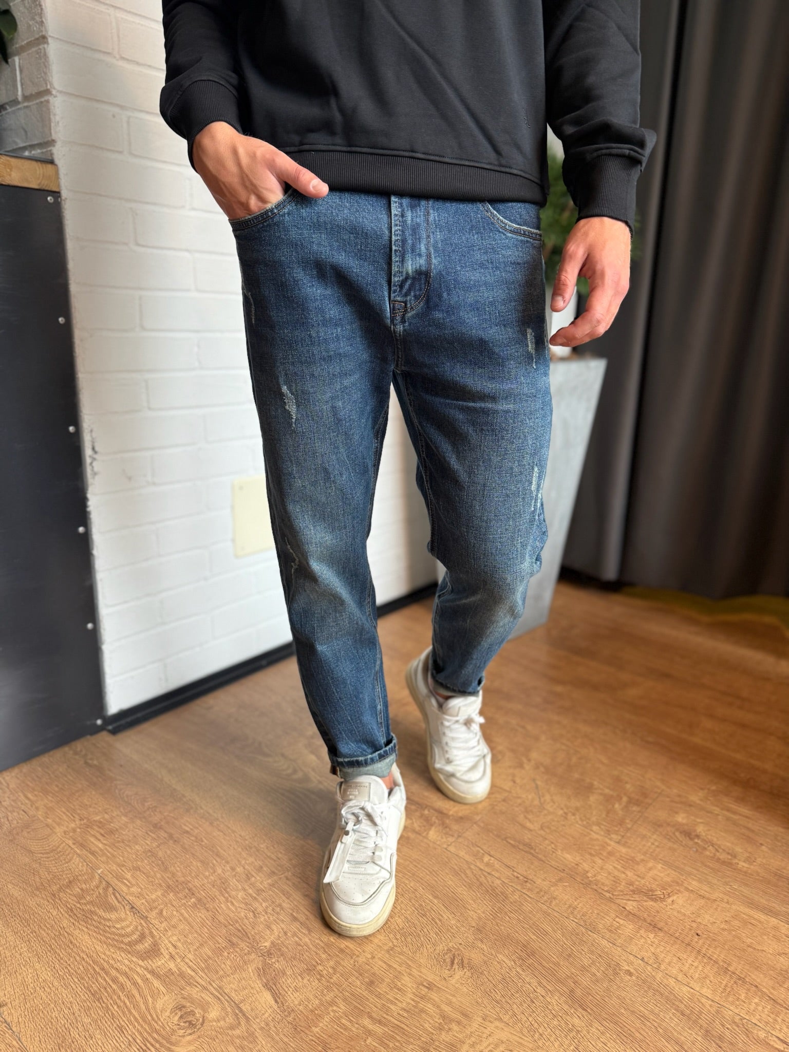 JEANS MIKE GIANNI LUPO SCURO CON ABRASIONI