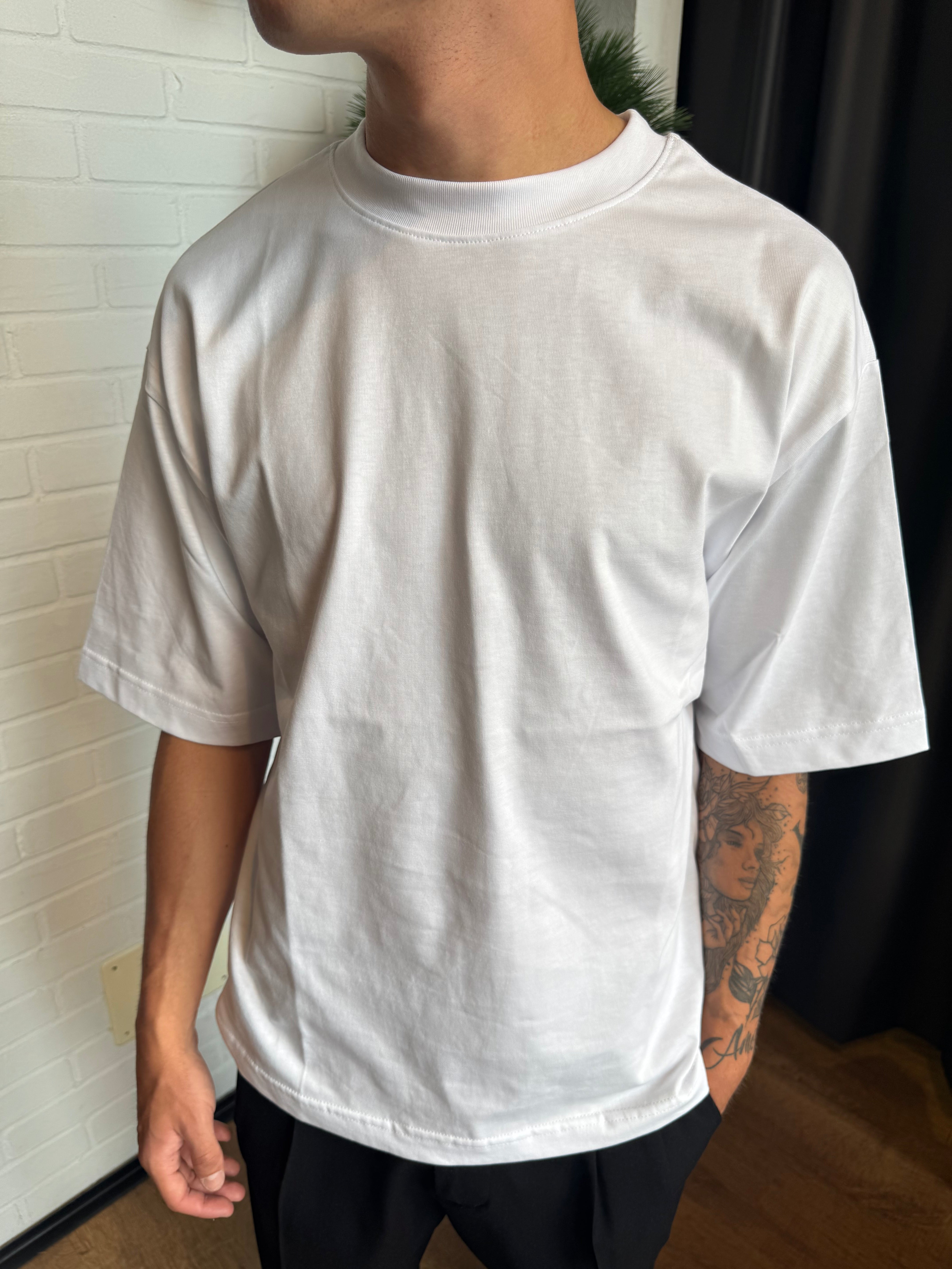 T-SHIRT OVER NEW JOB (COLORI)