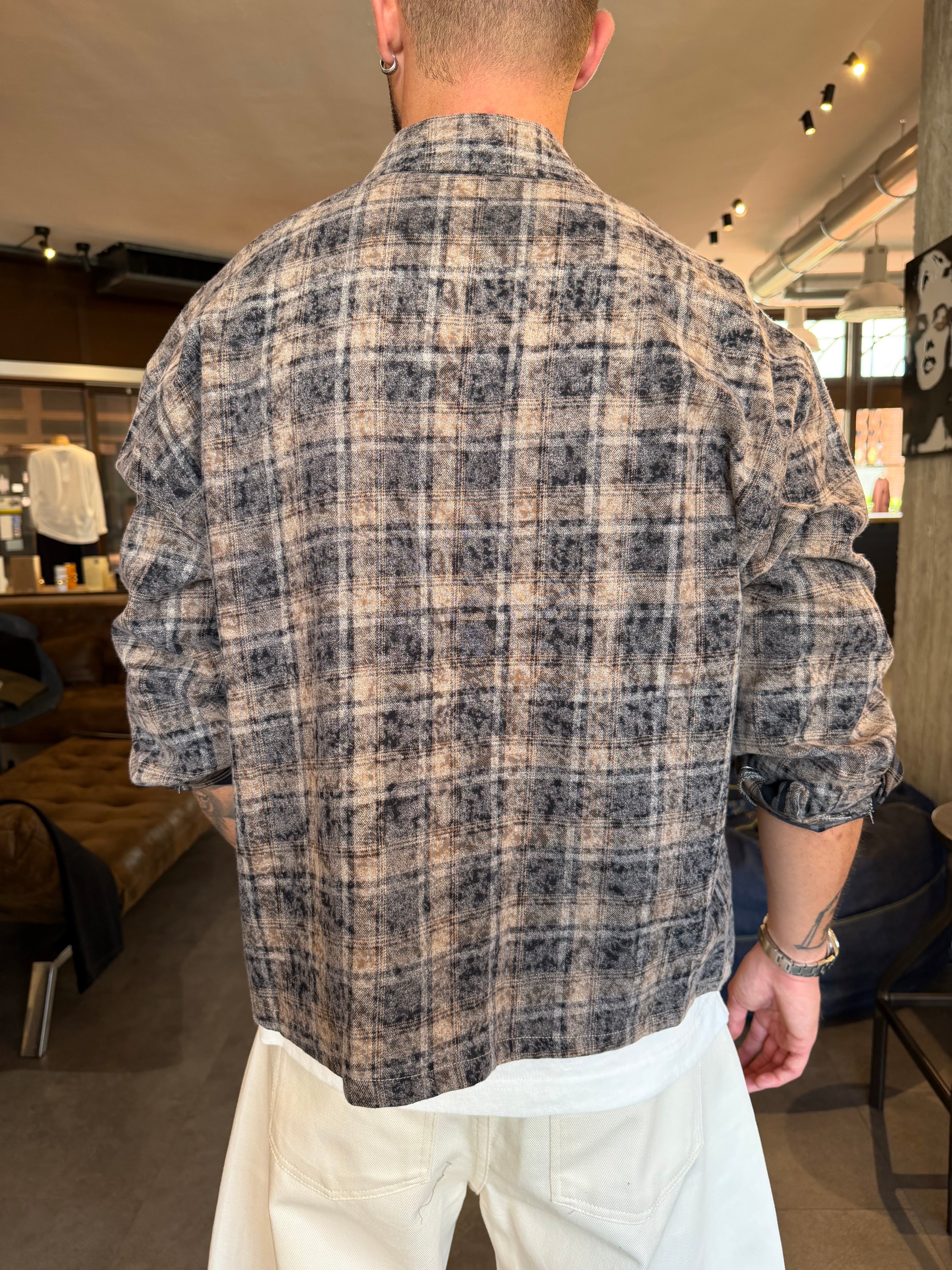 Overshirt a quadri Limited