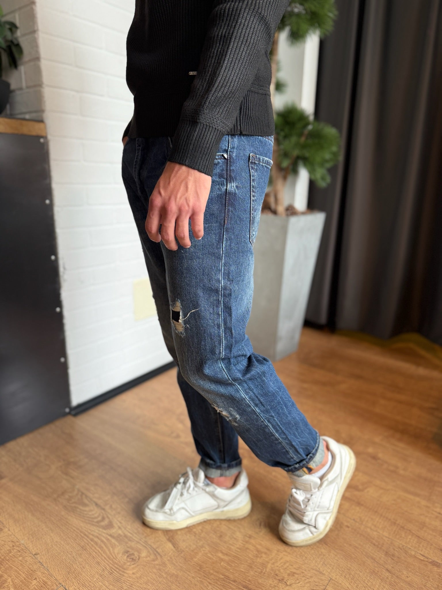 JEANS MIKE SCURI CON TOPPE GIANNI LUPO