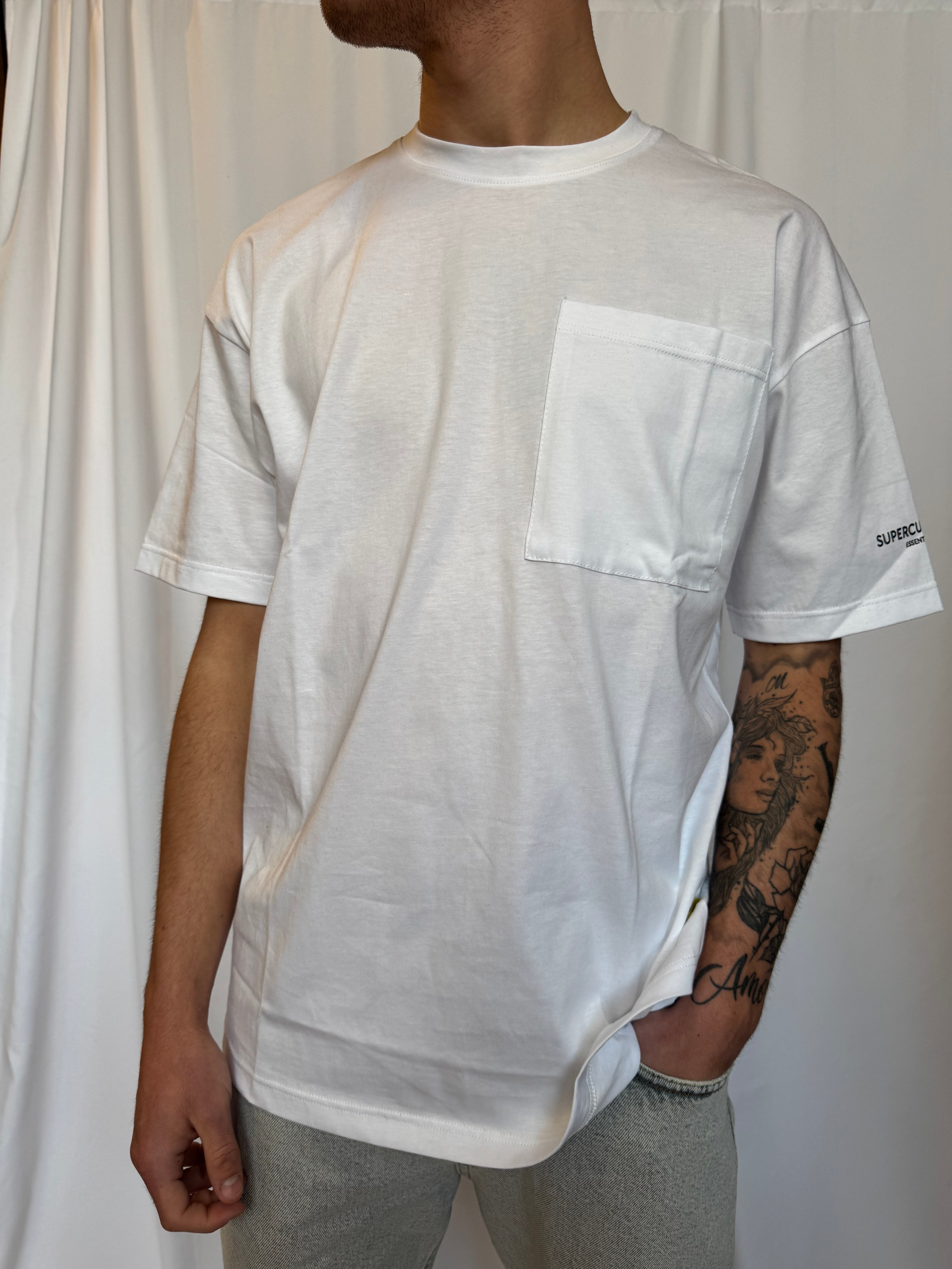 T-shirt basica taschino anteriore Superculture